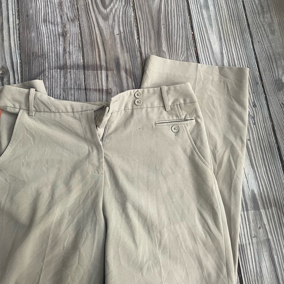 Khaki pants - Picture 4 of 5
